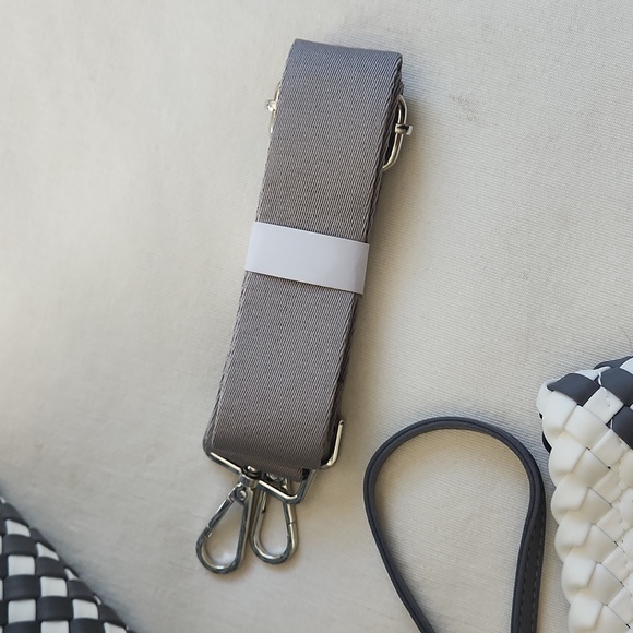 Woven Neoprene Tote/Cross Body NWT - Picture 5 of 7